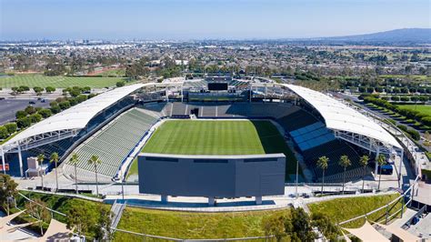 carson california stadium.